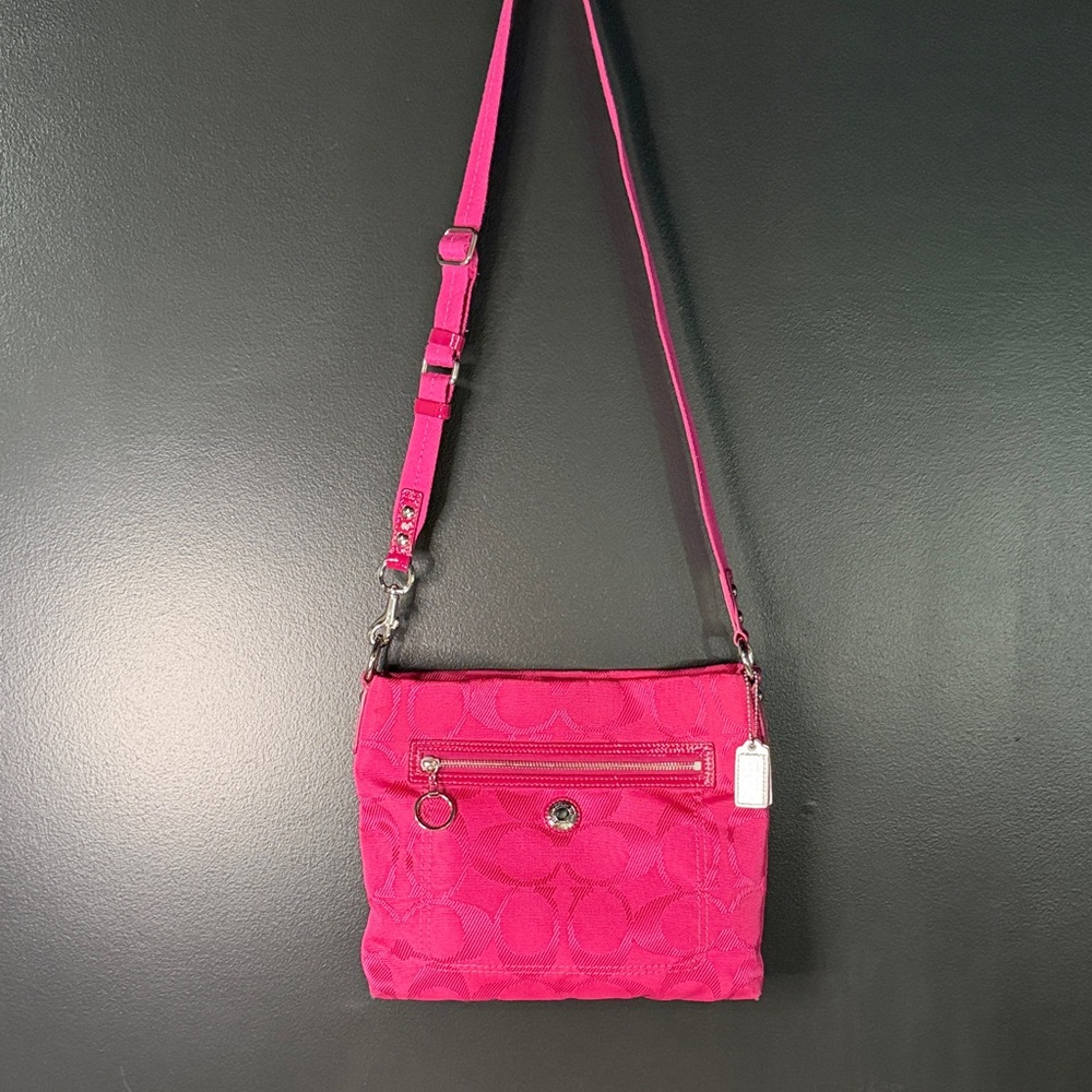 Coach Signature C Pink Crossbody Bag w Orange Lining